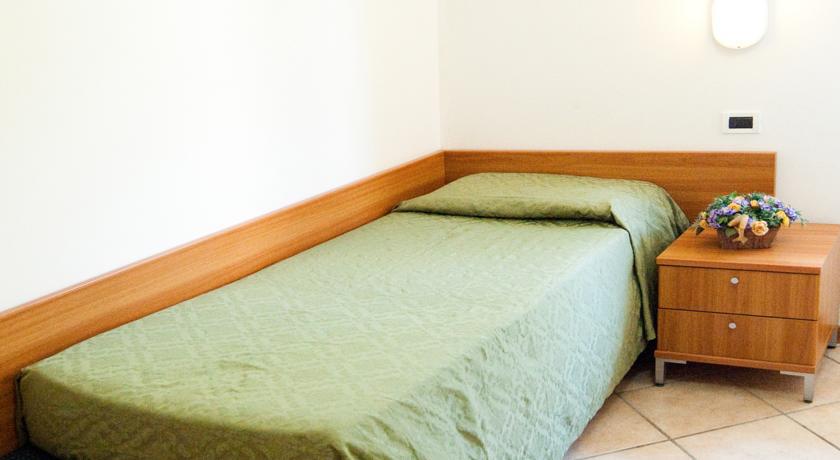 Hotel La Toscana Arezzo Ruang foto