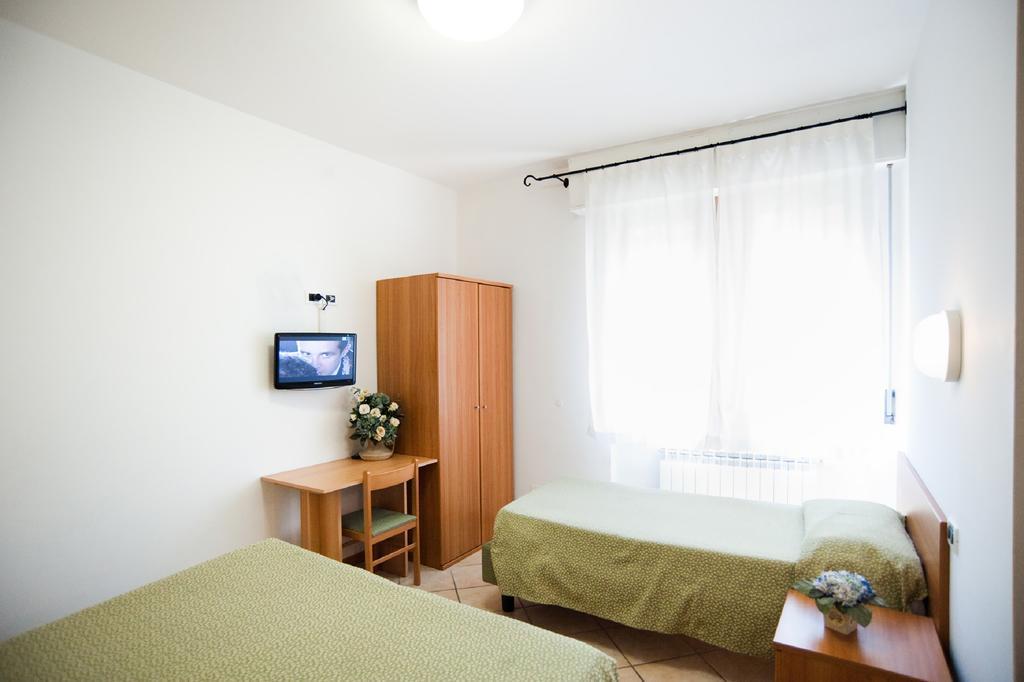 Hotel La Toscana Arezzo Bagian luar foto