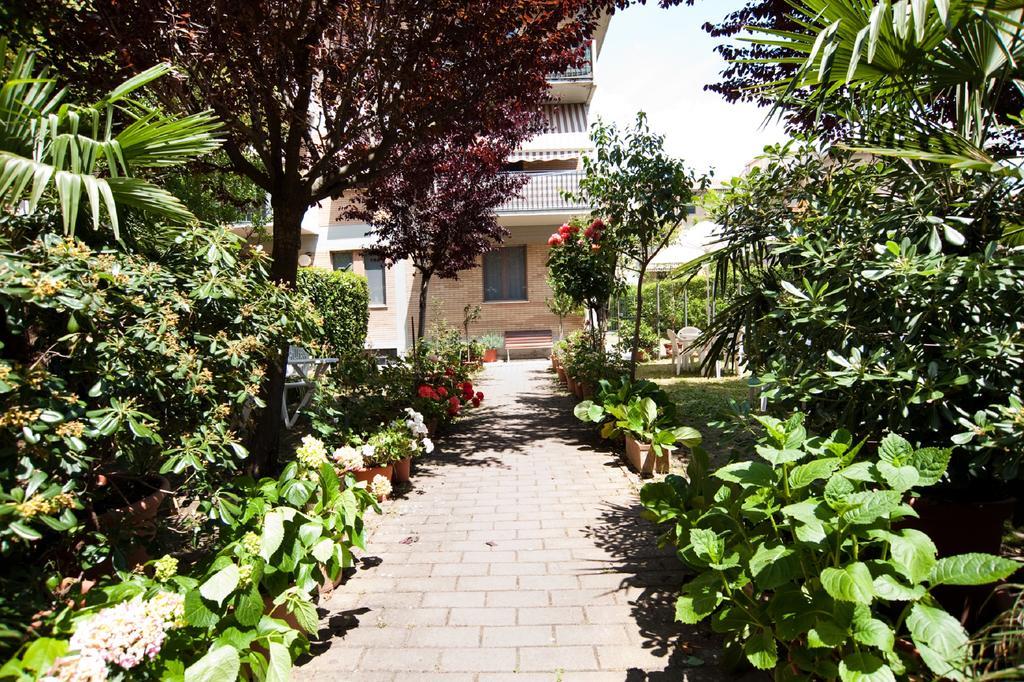 Hotel La Toscana Arezzo Bagian luar foto