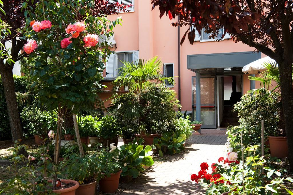 Hotel La Toscana Arezzo Bagian luar foto