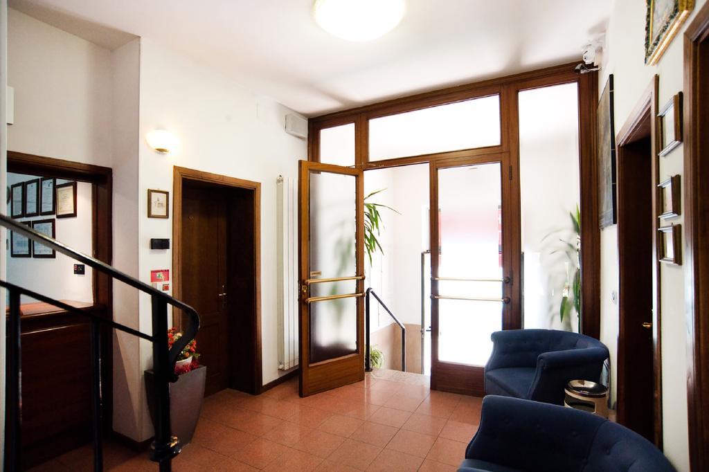 Hotel La Toscana Arezzo Bagian luar foto